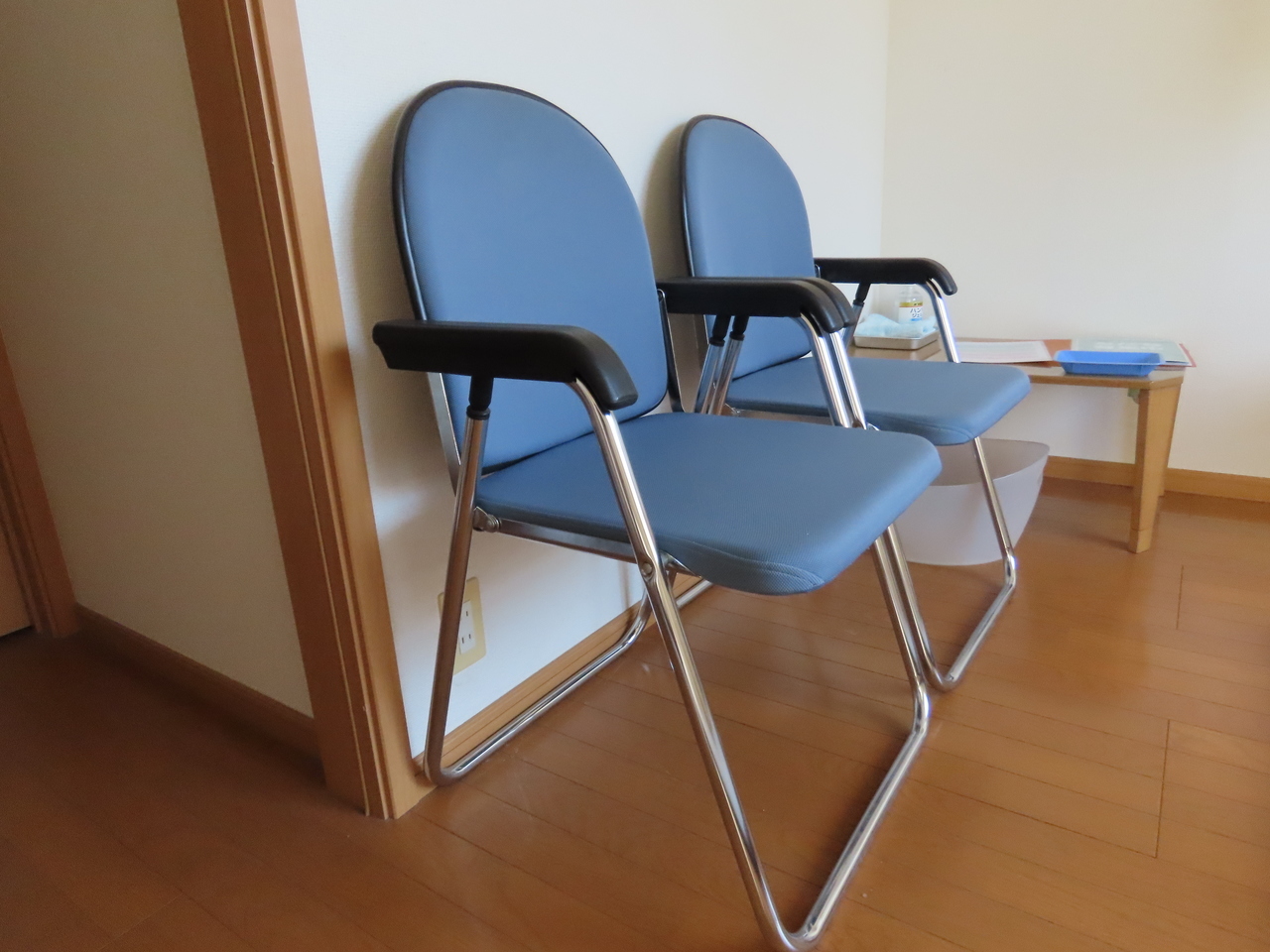 待合椅子