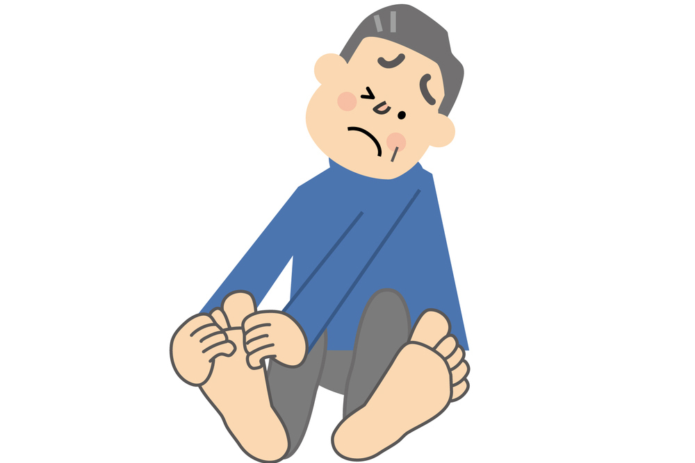 足の付け根がピリピリと痛む